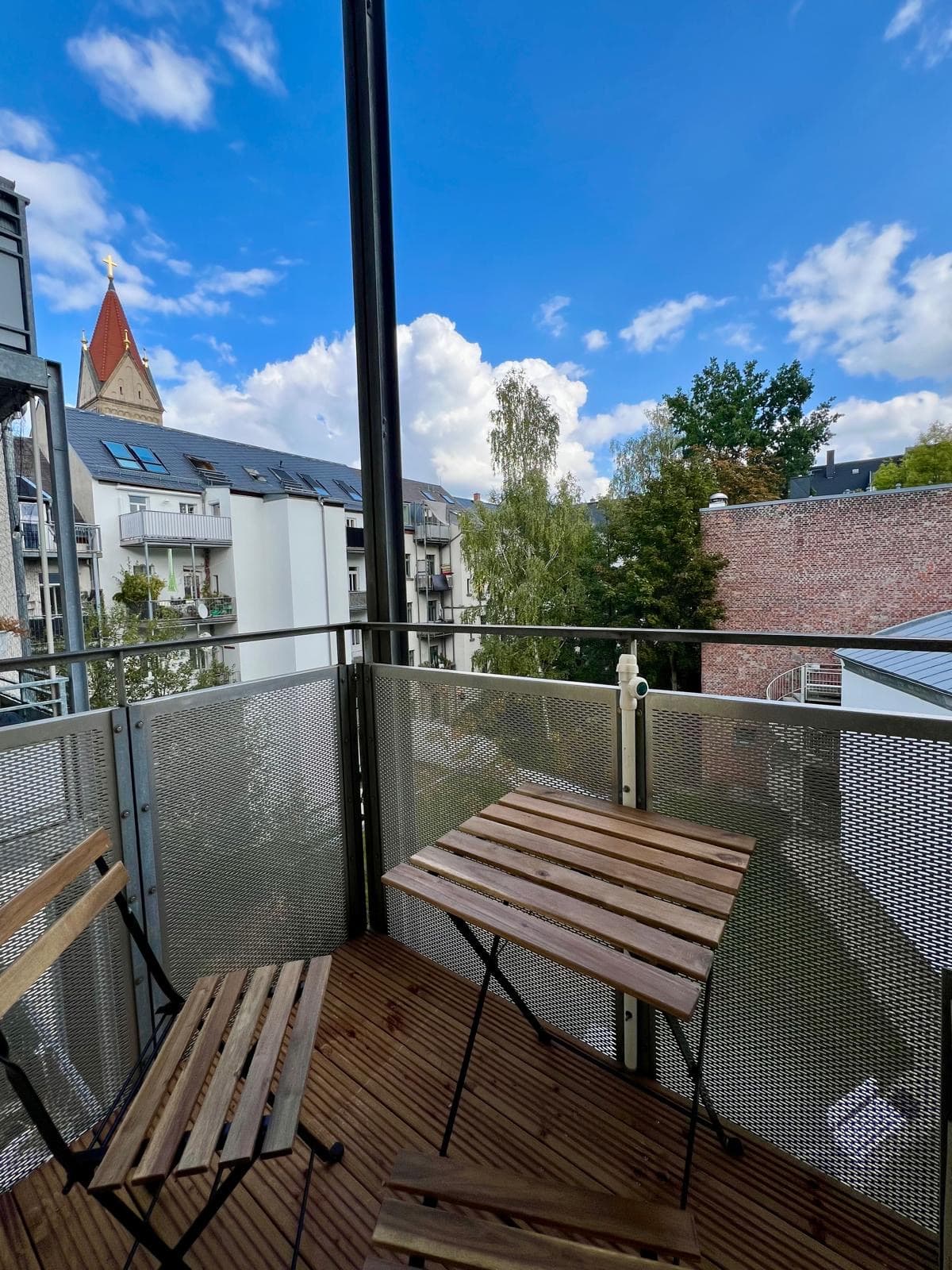 Atelier Noir — Balkon